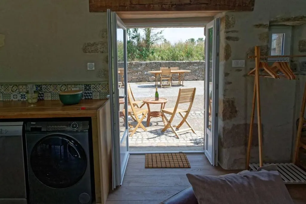 Une Longere Pleine De Charme Au Bout Du Monde ! Jacuzzi Exterieur Vue Sur La Campagne, Salle De Billard Plougonvelin