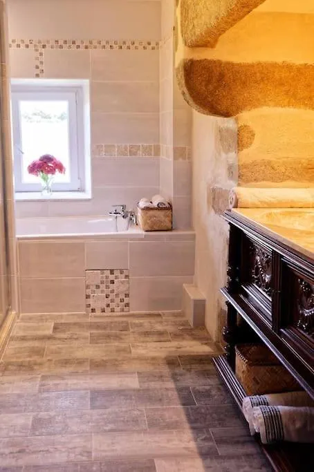 Une Longere Pleine De Charme Au Bout Du Monde ! Jacuzzi Exterieur Vue Sur La Campagne, Salle De Billard Plougonvelin 0*,  France