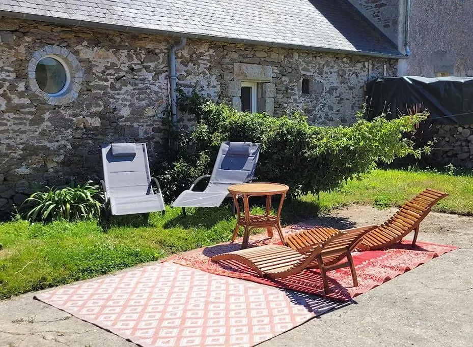Une Longere Pleine De Charme Au Bout Du Monde ! Jacuzzi Exterieur Vue Sur La Campagne, Salle De Billard Plougonvelin 0*,
